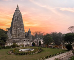 The,Side,View,Of,The,Stupa,At,Mahabodhi,Temple,Complex