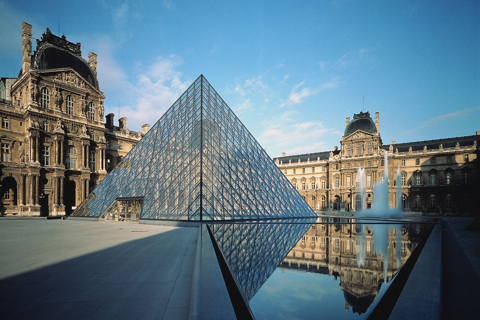 Tour Châu Âu: Đức – Hà Lan – Bỉ – Luxembourg – Pháp 10N8Đ